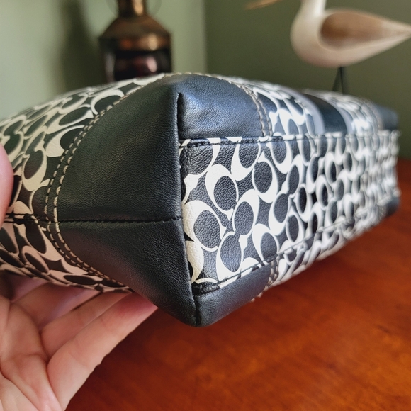 Coach F15137 Chelsea Heritage Stripe Signature Black White Coated Canvas Tote - Picture 9 of 14